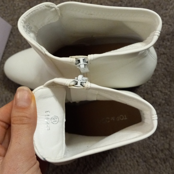 Nordstroms Soldout Cassis white ankle boots, new, size 10 Top Moda - Picture 6 of 7